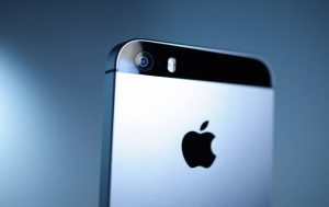 Apple iPhone