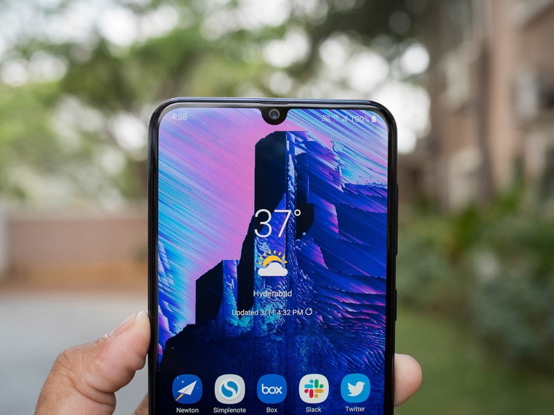 Samsung Galaxy A50 Review