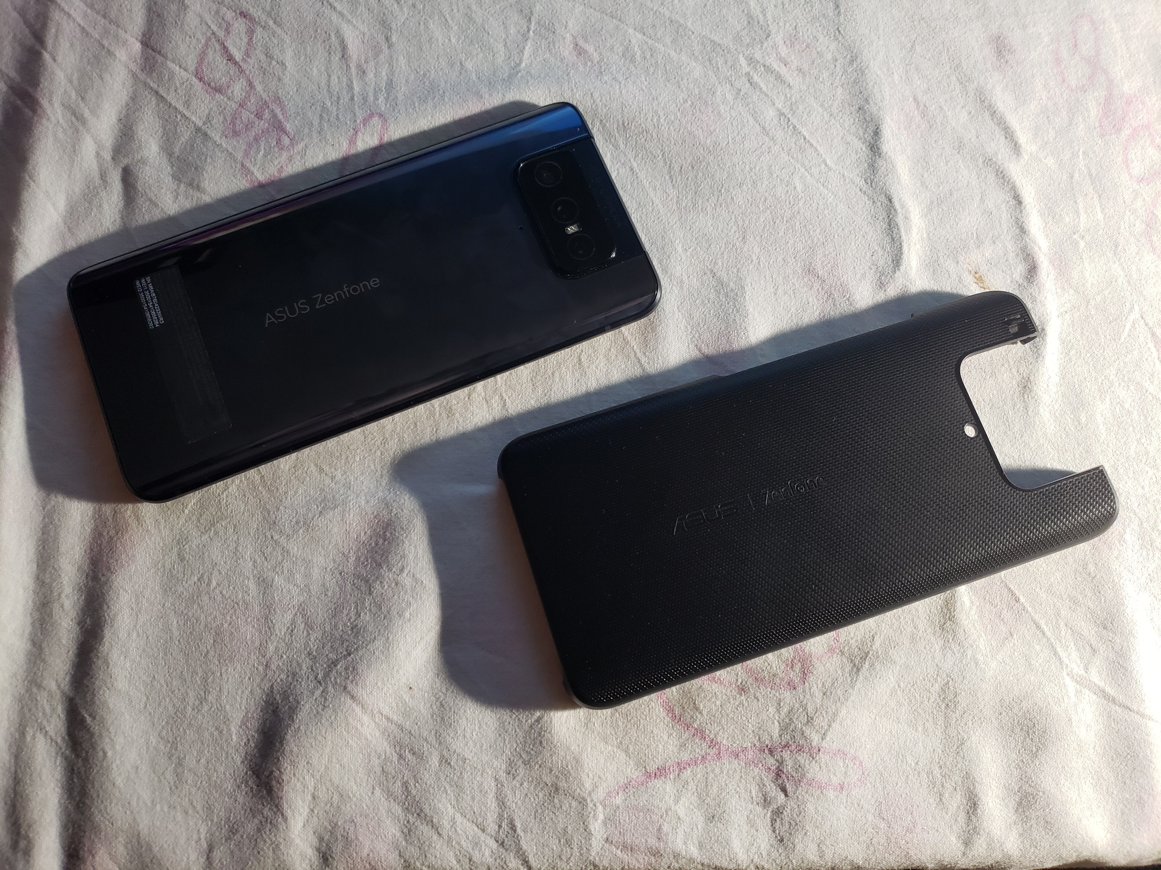 Asus Zenfone 8