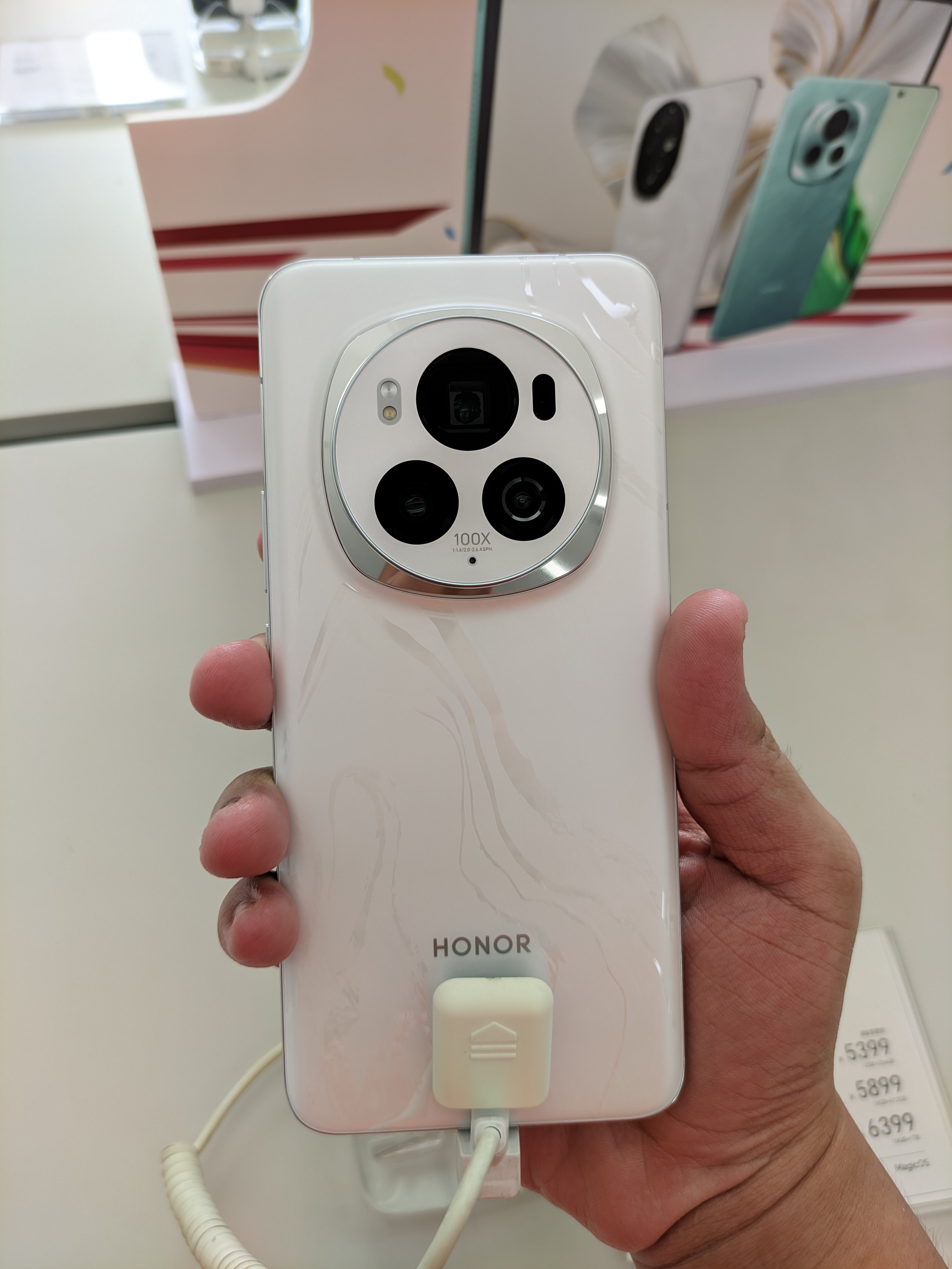 Honor Magic6 Pro