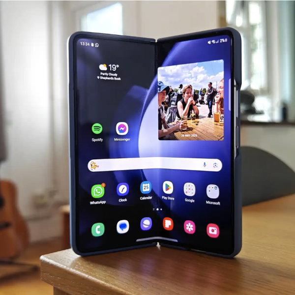 Samsung Galaxy Z Fold 5